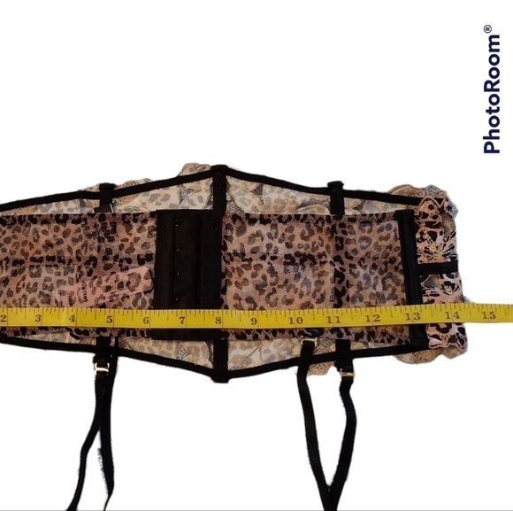 Victoria secret floral embroidery waist cincher new in package M/L - Picture 6 of 8